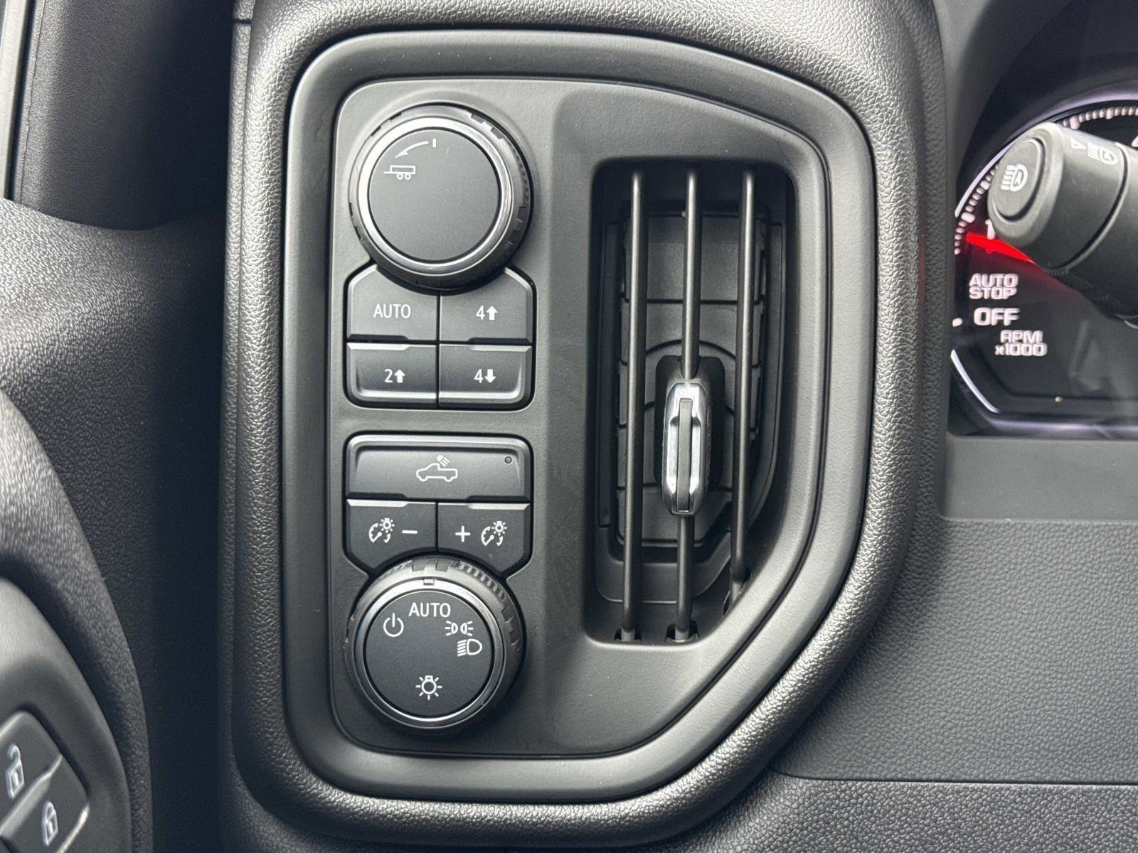 Used 2024 Chevrolet Silverado 1500 Custom Trail Boss image 11