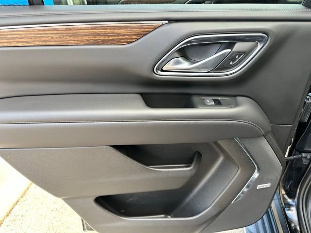 Used 2023 Chevrolet Tahoe High Country image 14