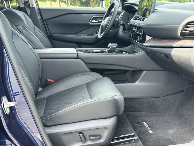 Certified 2025 Nissan Rogue Platinum w/ Platinum Premium Package AWD/4WD image 15