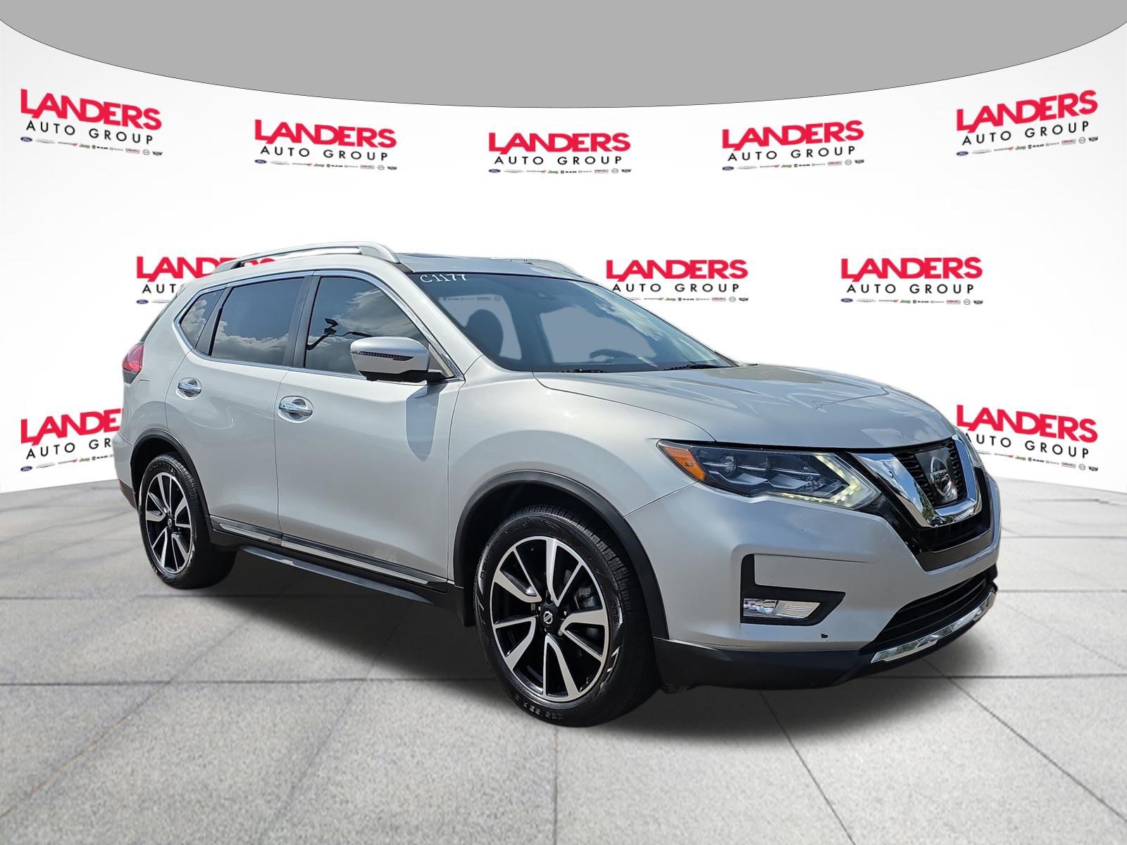 Used 2017 Nissan Rogue SL w/ SL Premium Package FWD image 7