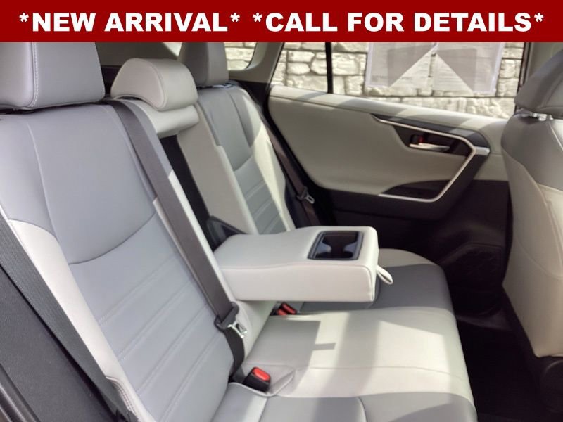 Used 2019 Toyota RAV4 Limited w/ All Weather Liner Package image 16