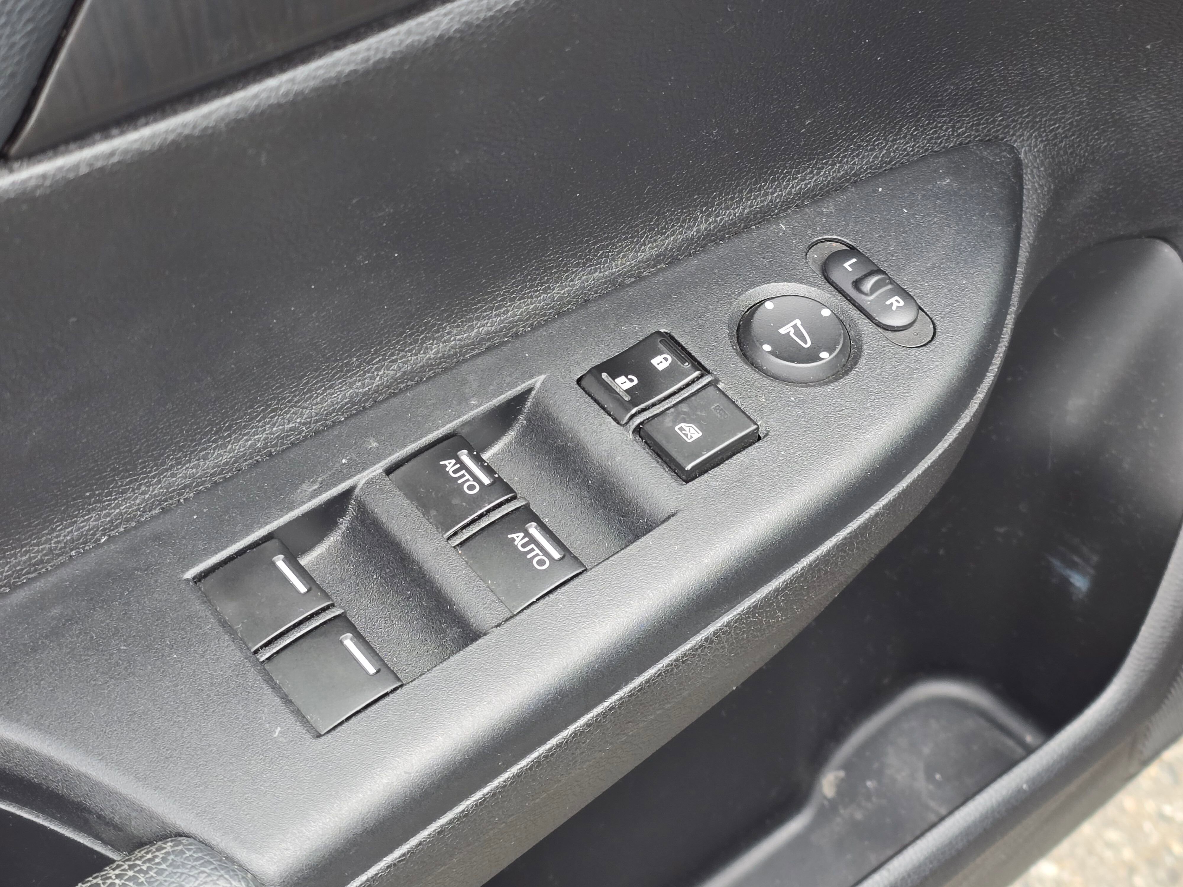 Used 2015 Honda Accord EX-L image 24
