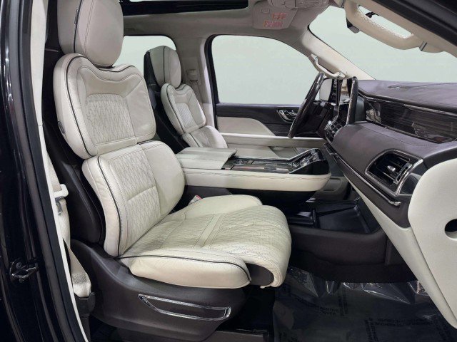 Used 2020 Lincoln Navigator L Black Label w/ Cargo Convenience Package image 66