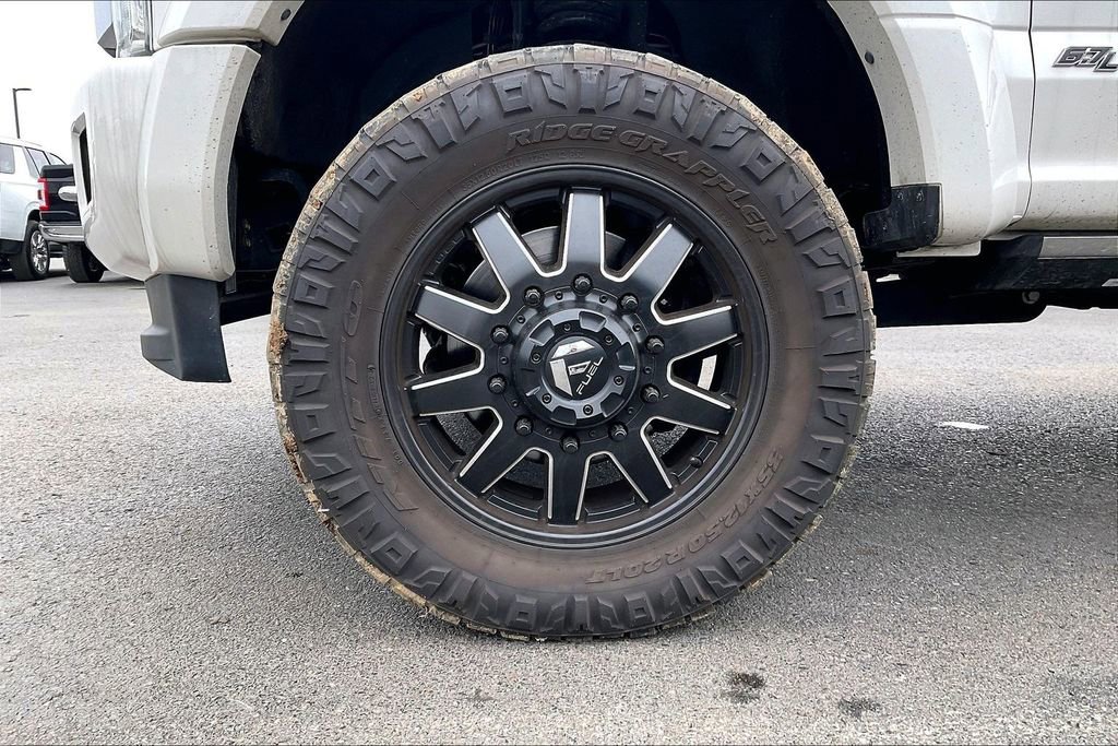 Used 2017 Ford F450 Platinum w/ Platinum Ultimate Package image 2