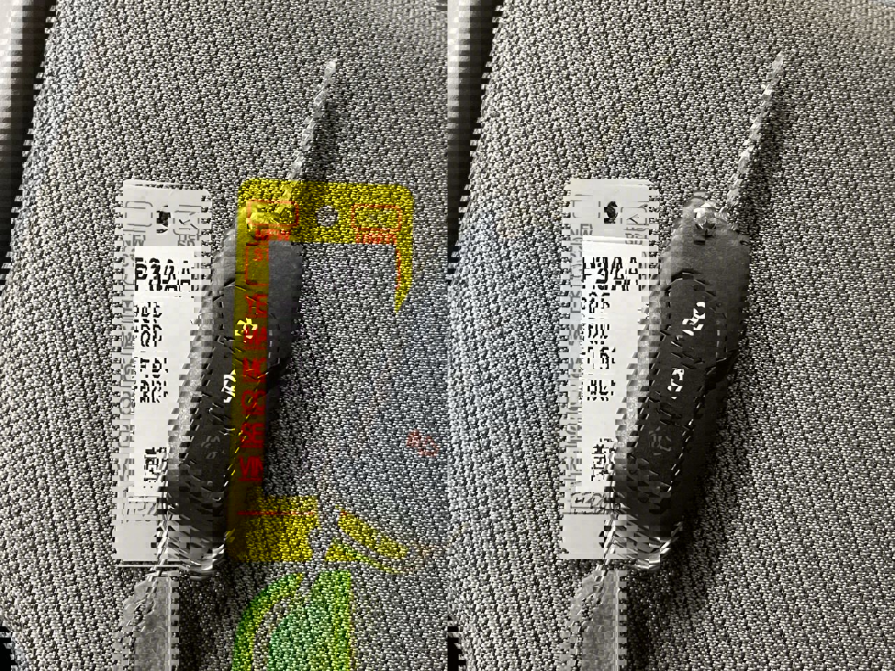 Used 2015 Ford F150 XLT image 39