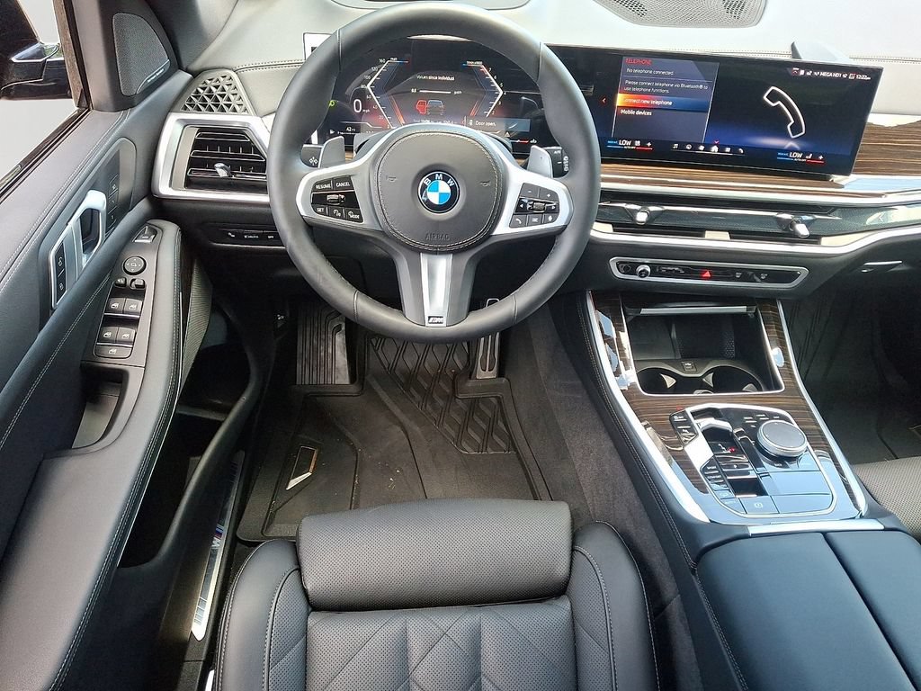 Certified 2025 BMW X5 xDrive40i w/ M Sport Package AWD/4WD image 12