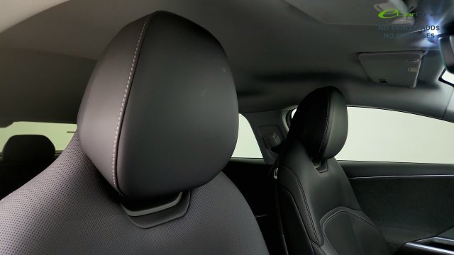 Used 2025 Lucid Air Pure RWD image 37
