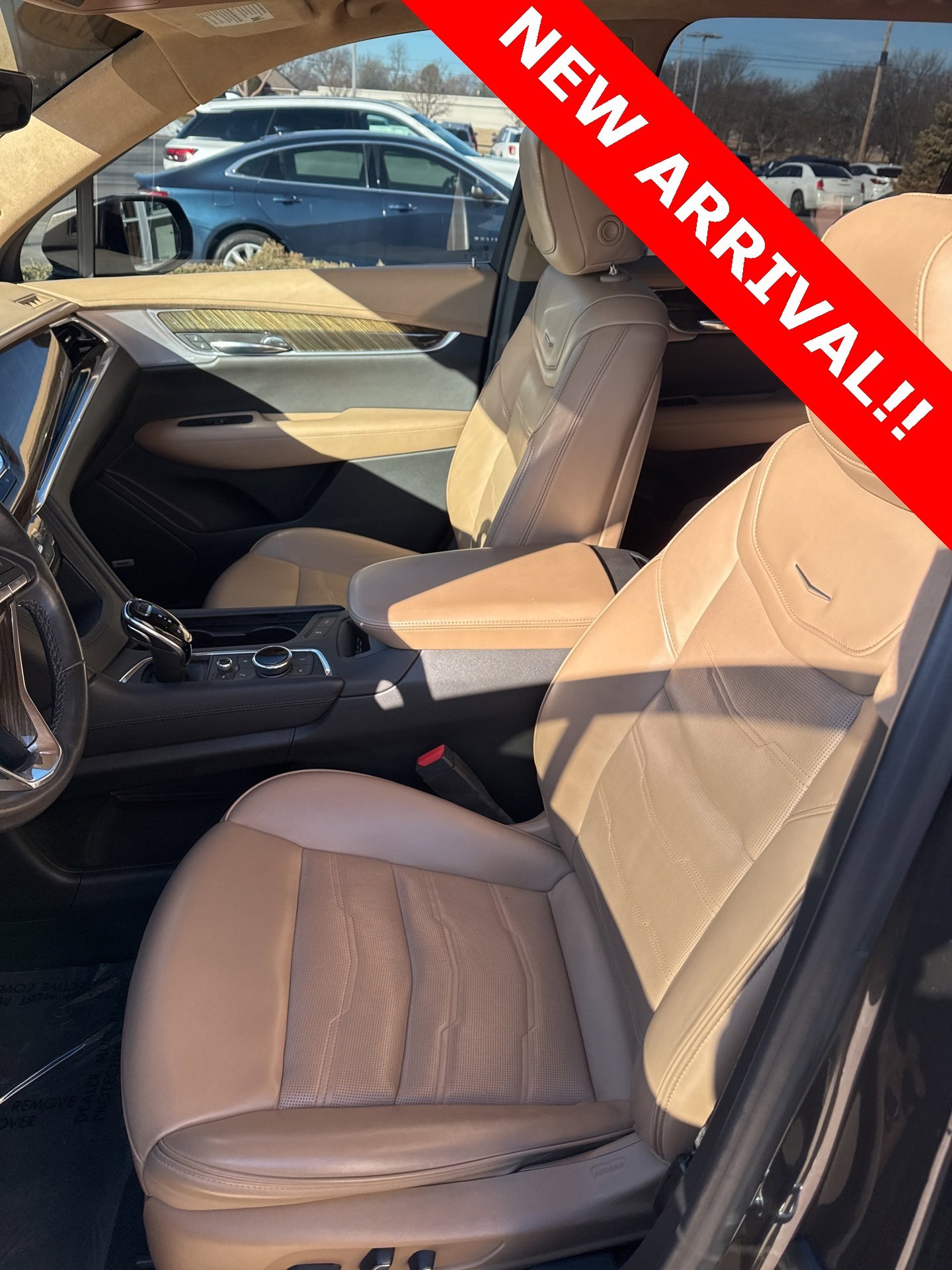 Used 2020 Cadillac XT6 Premium Luxury w/ Platinum Package image 12