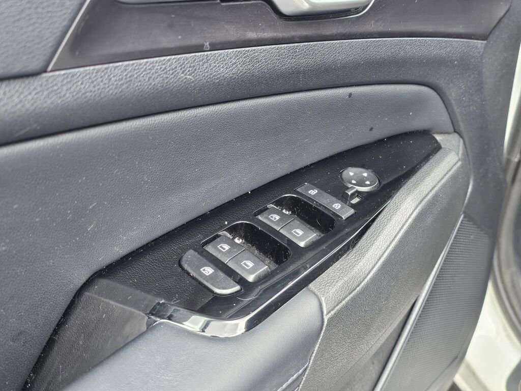 Used 2023 Kia Sportage EX AWD/4WD image 25