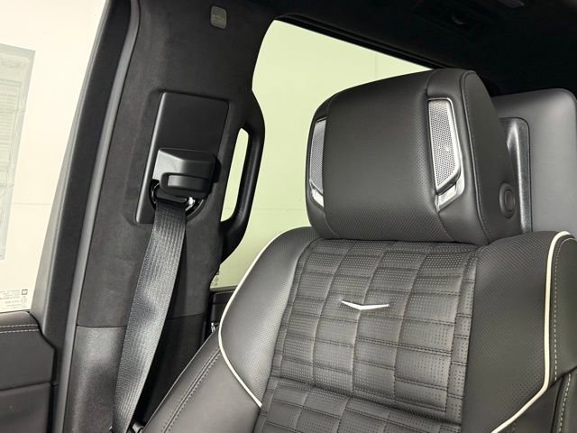New 2026 Cadillac Escalade V w/ LPO, ONYX Package image 41