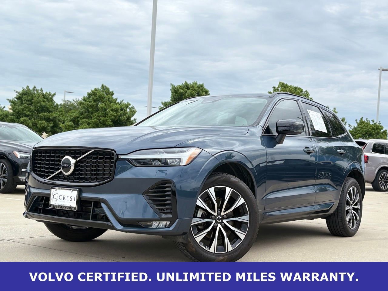 Certified 2025 Volvo XC60 B5 Core AWD/4WD image 2