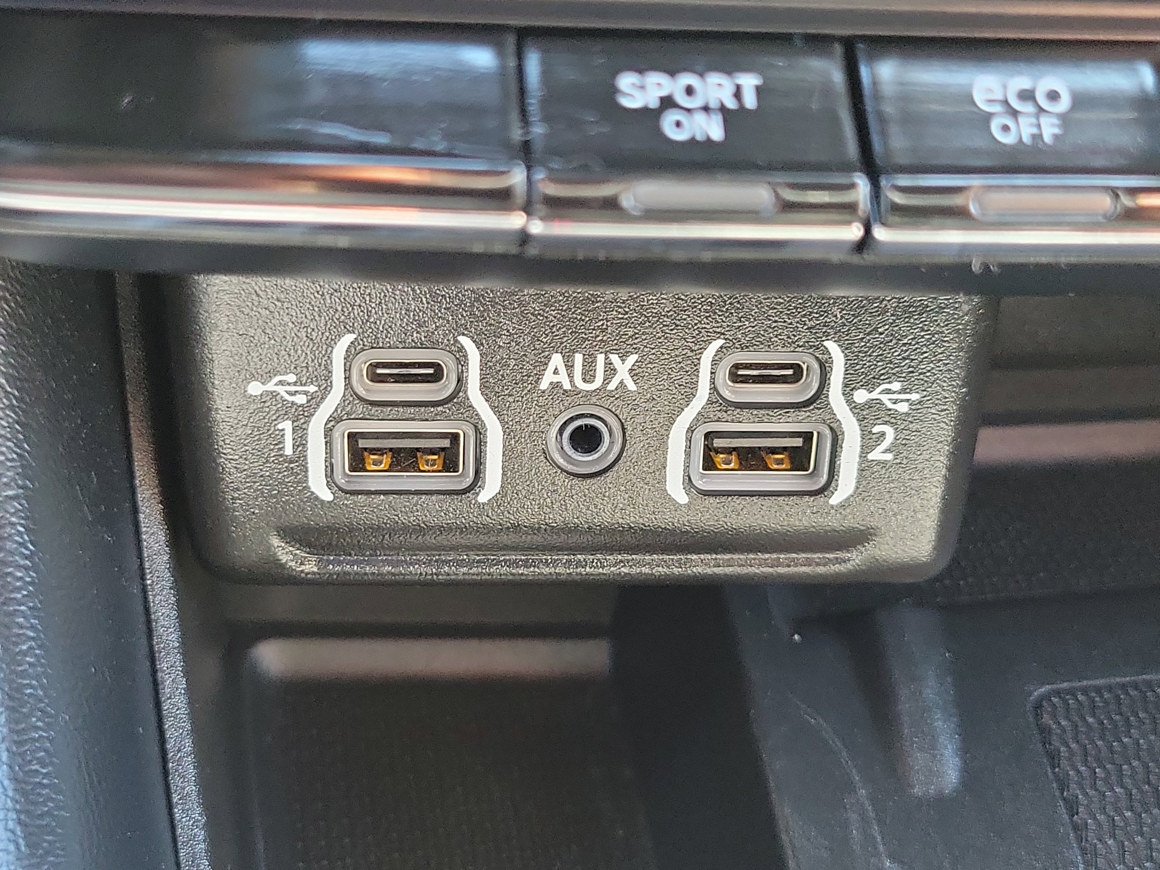 Used 2024 Dodge Durango R/T image 27