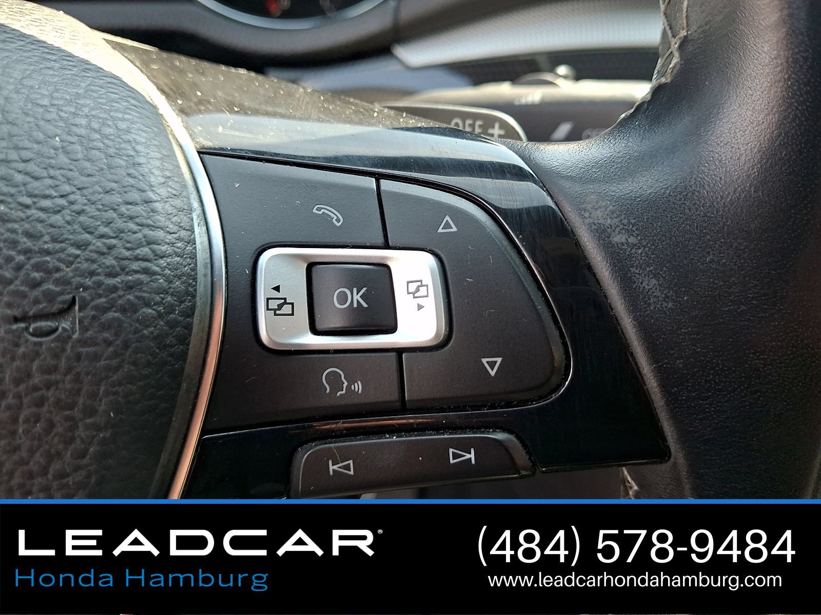 Used 2018 Volkswagen Passat 3.6 FWD image 23