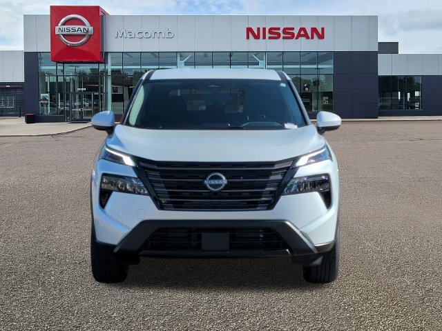 New 2027 Nissan Rogue SV w/ Cold Weather Package AWD/4WD image 2