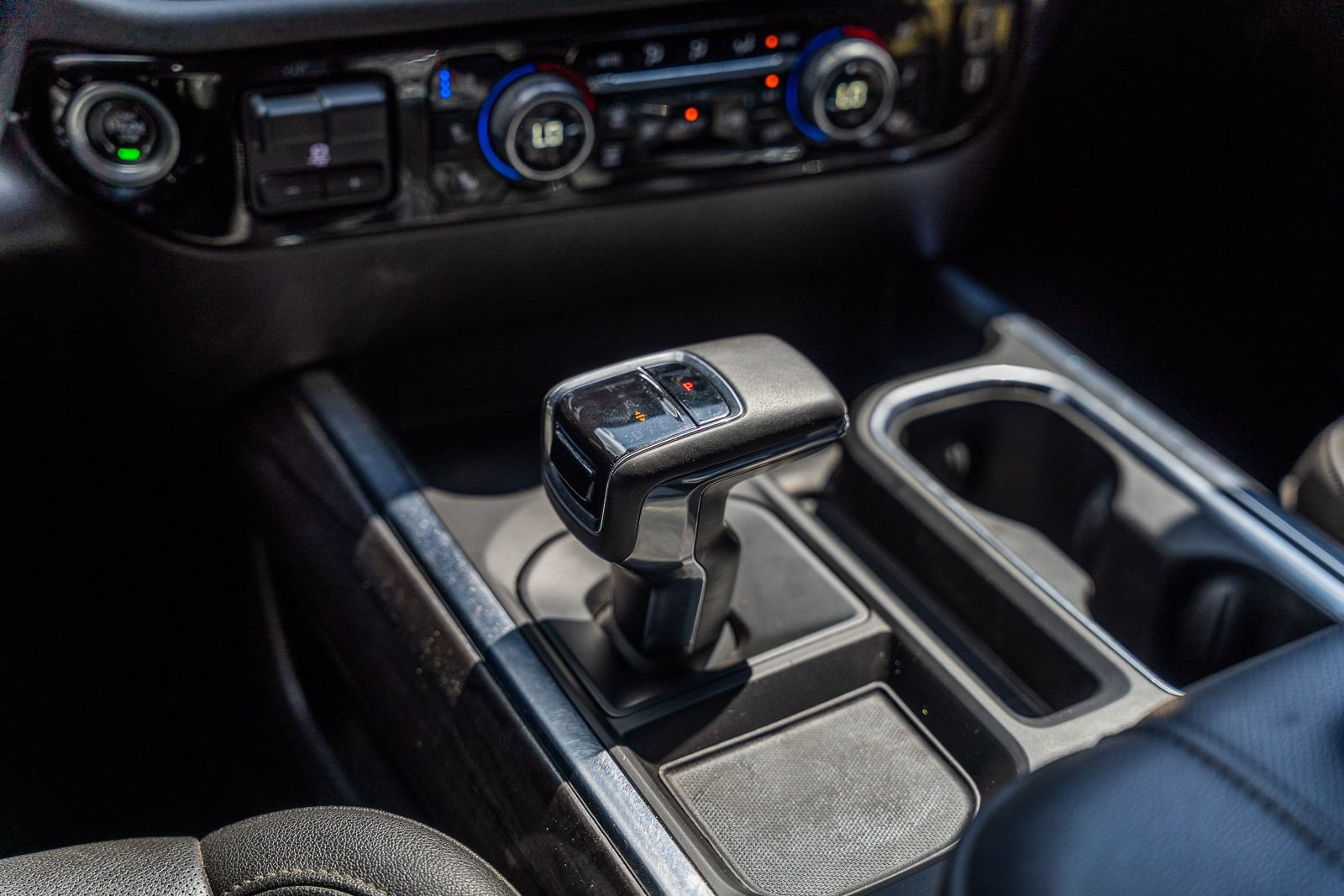 Used 2022 Chevrolet Silverado 1500 LTZ AWD/4WD image 30