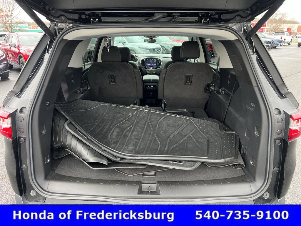 Used 2021 Chevrolet Traverse LT w/ LPO, 'HIT The Road' Package image 33
