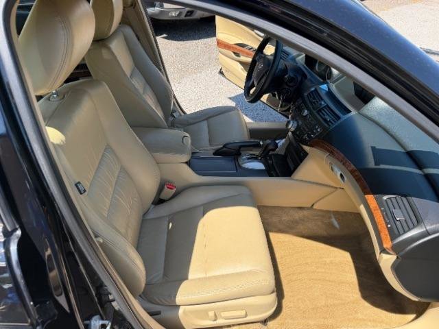 Used 2011 Honda Accord EX-L image 37