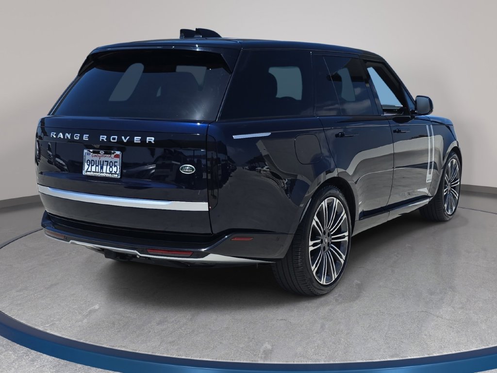 Certified 2023 Land Rover Range Rover Autobiography AWD/4WD image 5