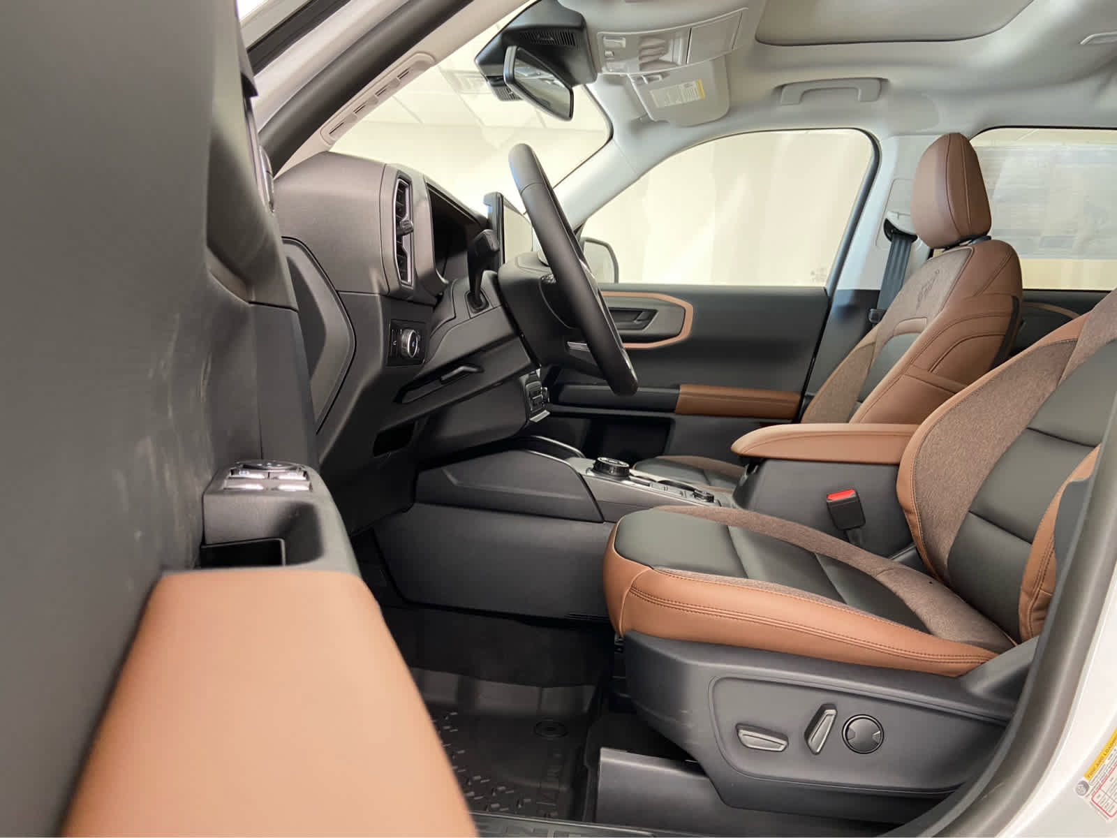 New 2025 Ford Bronco Sport Outer Banks w/ Outer Banks Tech Package+ image 14