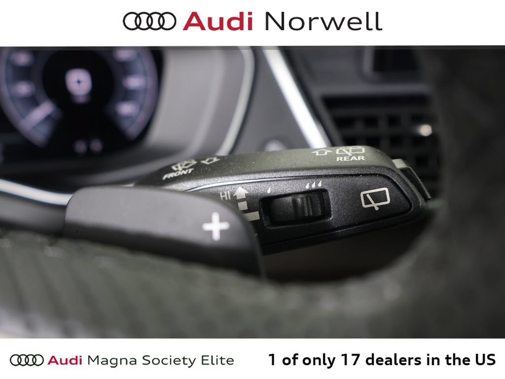 Used 2024 Audi Q5 e Premium Plus w/ Premium Plus Package AWD/4WD image 29