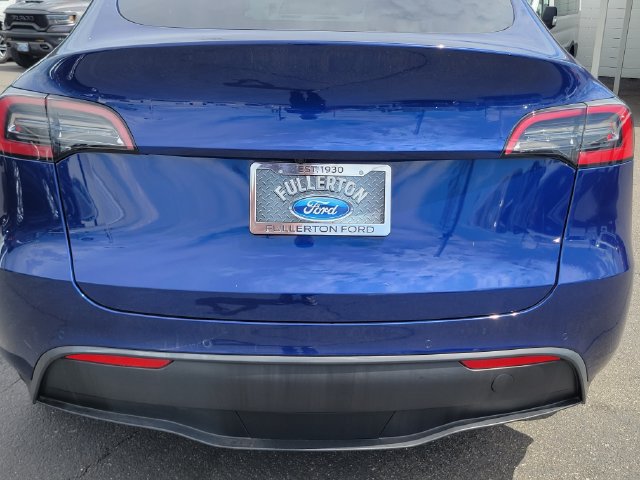 Used 2022 Tesla Model Y Long Range AWD/4WD image 10