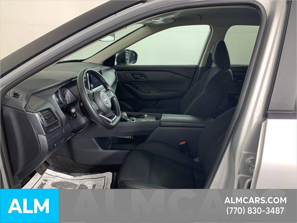 Used 2024 Nissan Rogue S image 8