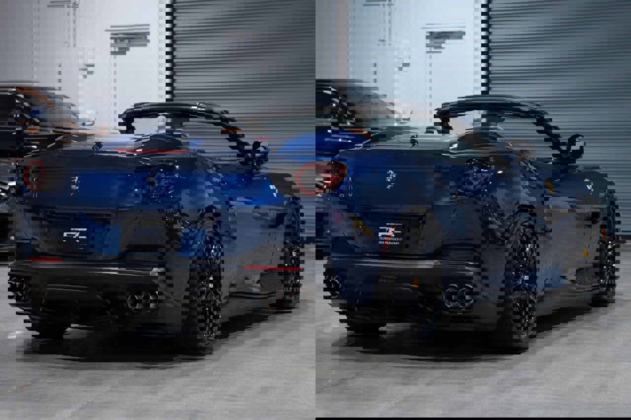 Used 2020 Ferrari Portofino image 6