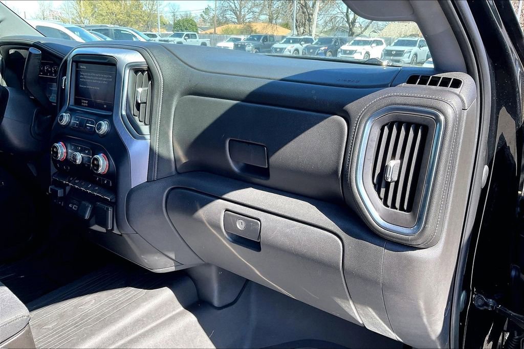 Used 2020 GMC Sierra 1500 SLE w/ SLE Value Package image 22