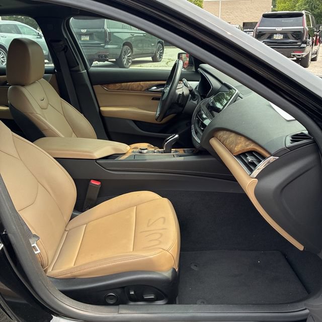Used 2023 Cadillac CT5 Premium Luxury RWD image 5