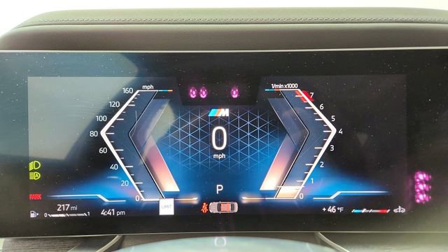 Used 2025 BMW 740i xDrive image 37