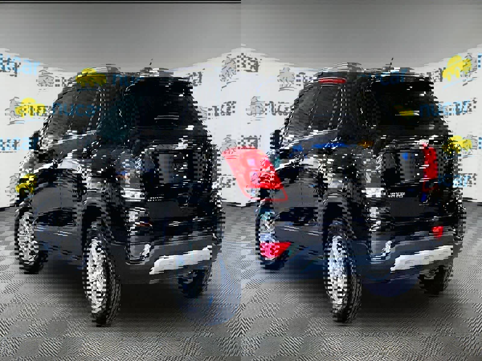 Used 2022 Chevrolet Trax LT w/ LT Convenience Package image 4