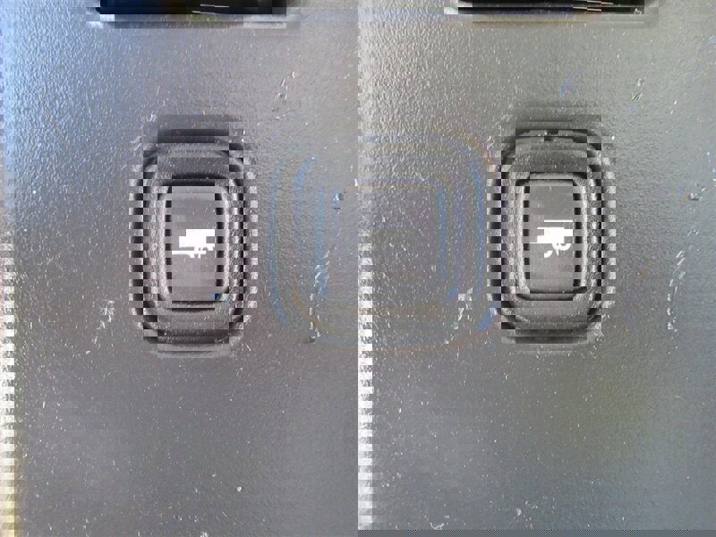 Used 2014 Chevrolet Express 2500 image 26