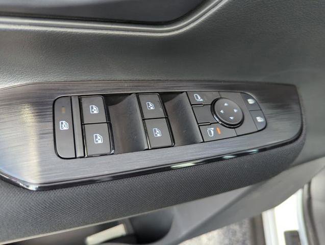 Certified 2025 Nissan Kicks S FWD image 26