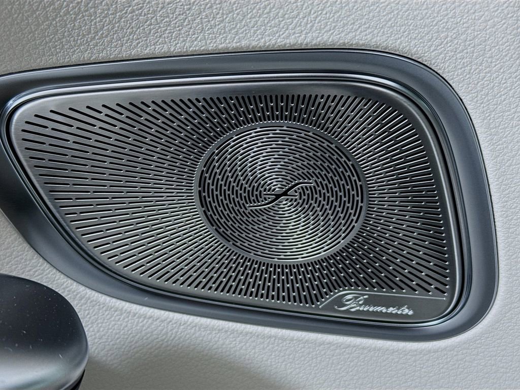 Certified 2025 Mercedes-Benz GLC 300 4MATIC image 19