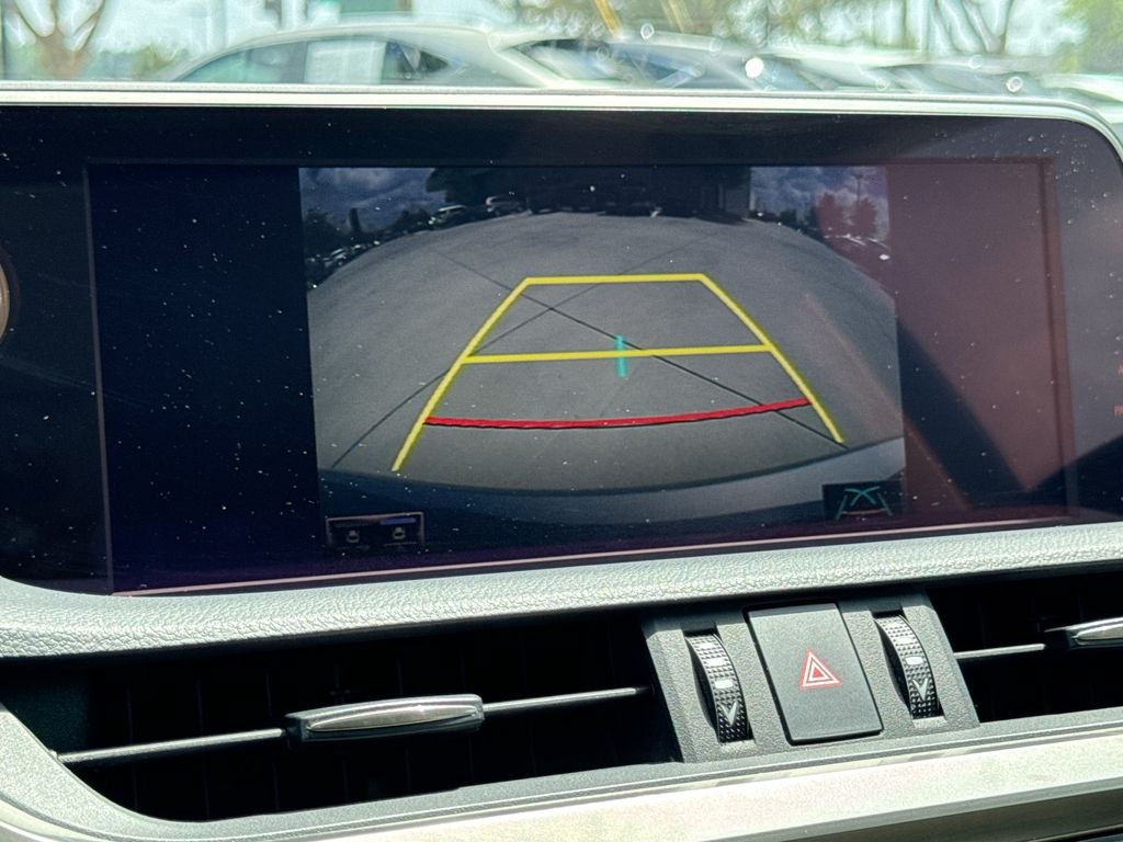 Used 2019 Lexus ES 350 w/ Premium Package FWD image 27