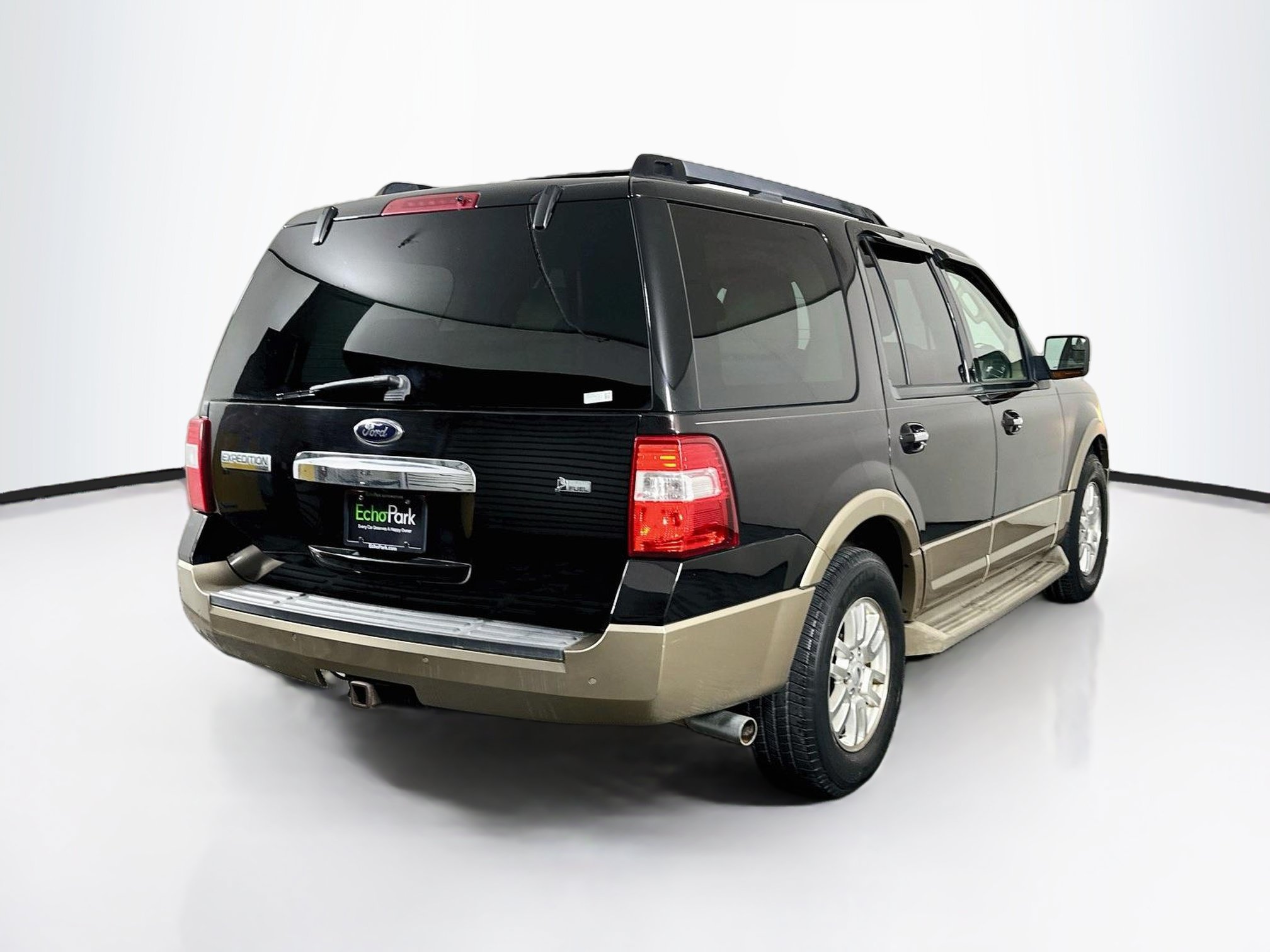 Used 2013 Ford Expedition XLT RWD image 9