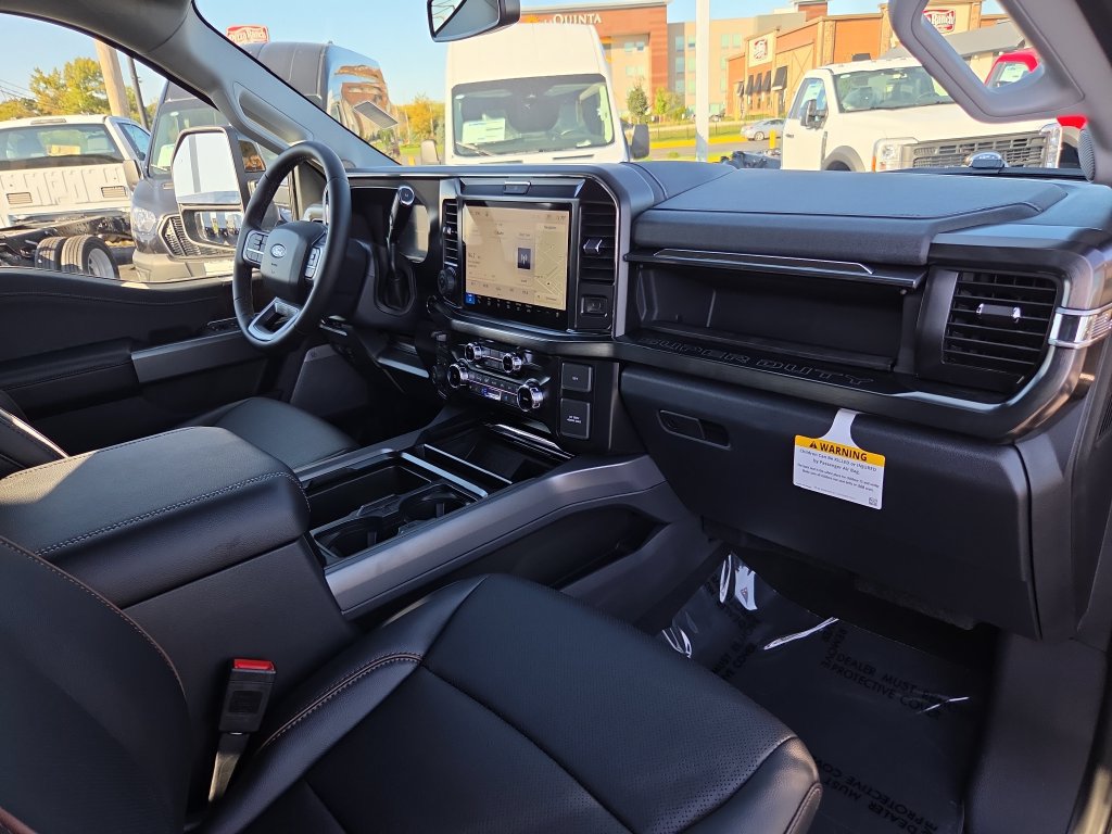 New 2027 Ford F450 Lariat w/ Lariat Ultimate Package AWD/4WD image 32