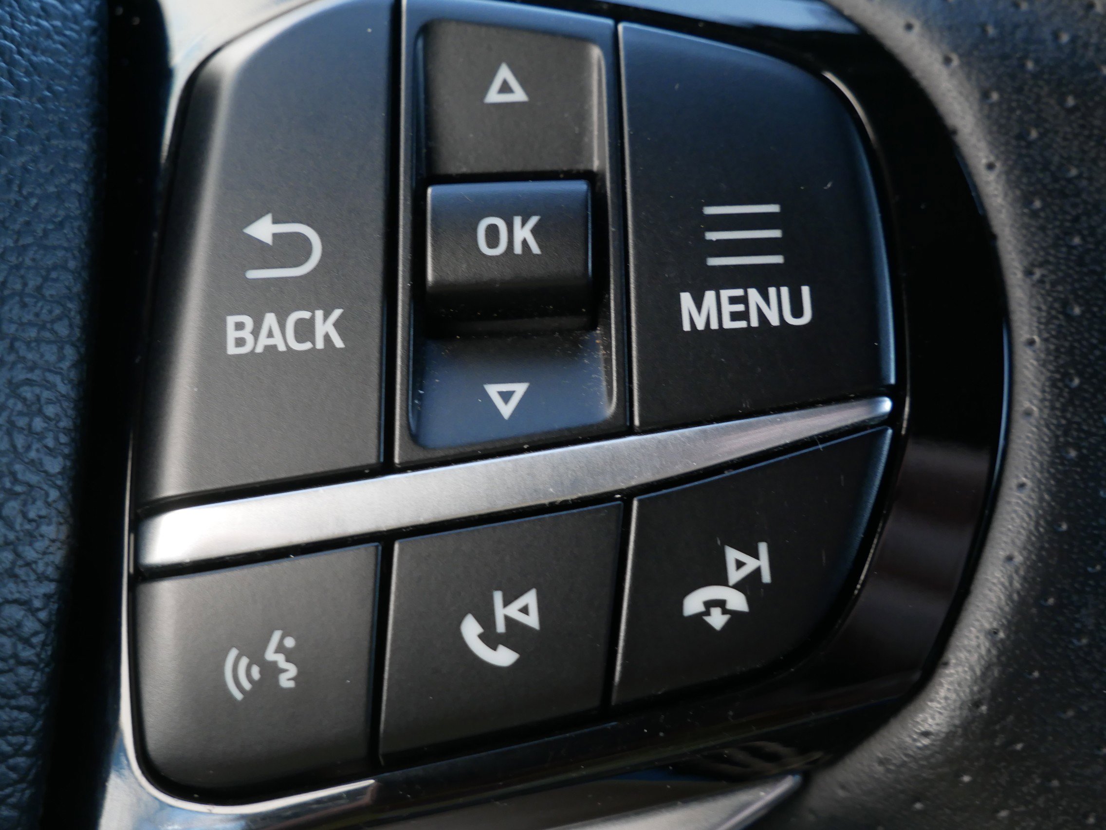 Certified 2023 Ford Explorer ST AWD/4WD image 19