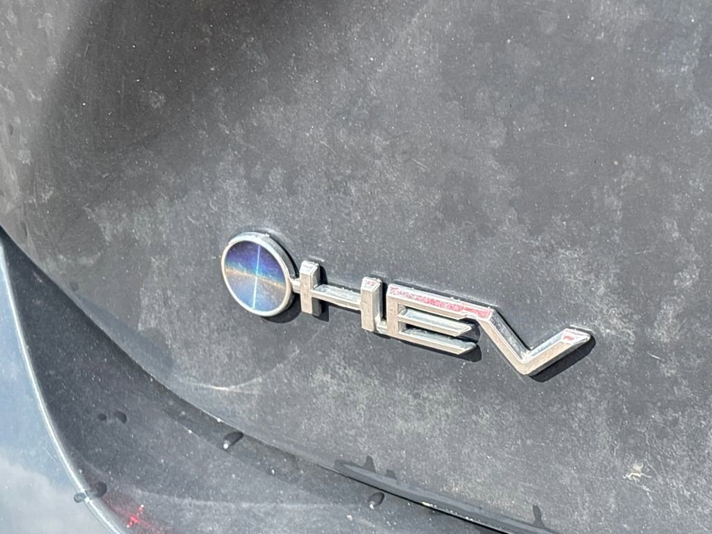 Used 2025 Toyota Camry LE image 31