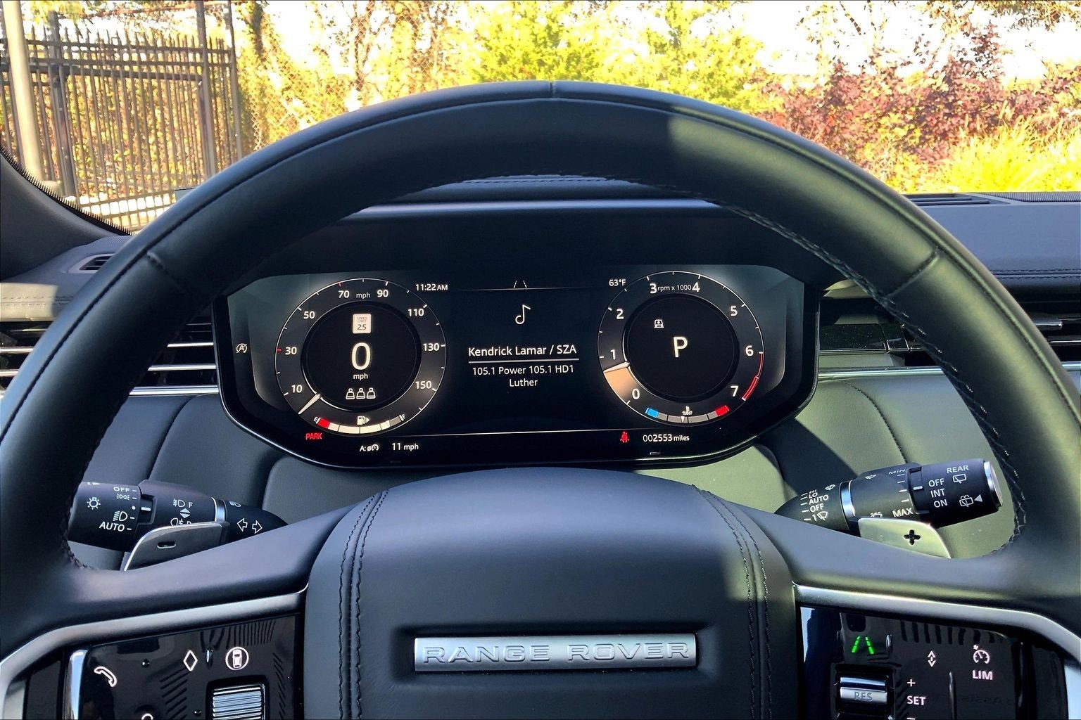 Used 2025 Land Rover Range Rover Sport image 25