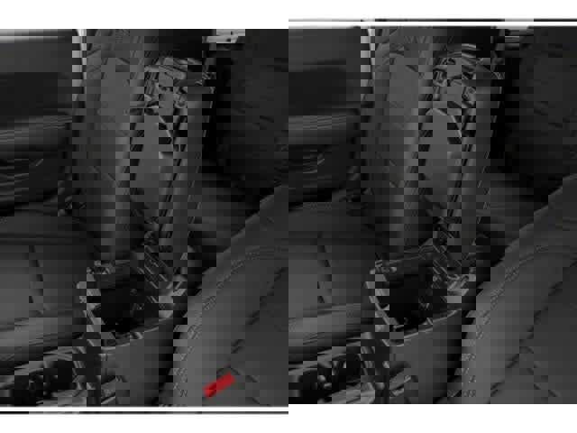 Used 2023 Jeep Wrangler Sahara image 12