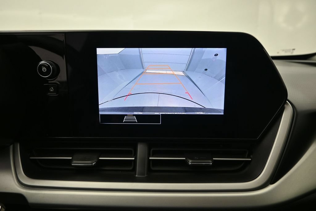 Used 2024 Chevrolet Trax LS w/ LS Convenience Package FWD image 11