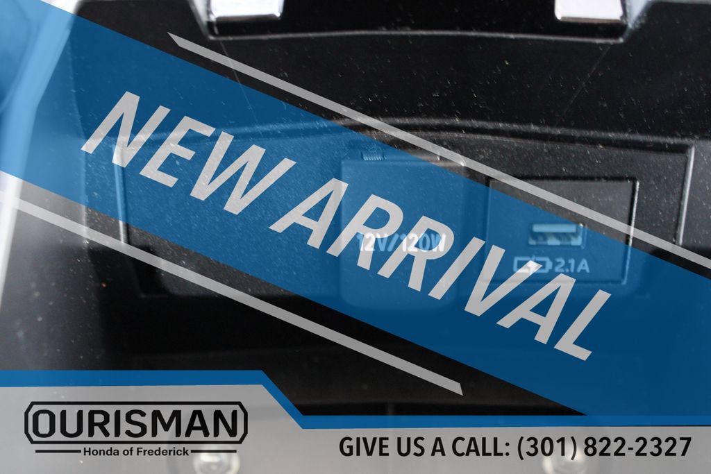 Used 2020 Toyota Corolla LE FWD image 17
