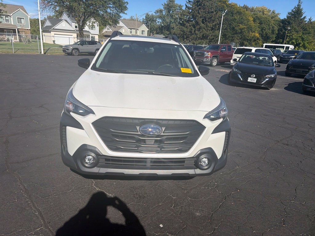 Used 2023 Subaru Outback Onyx Edition AWD/4WD image 3