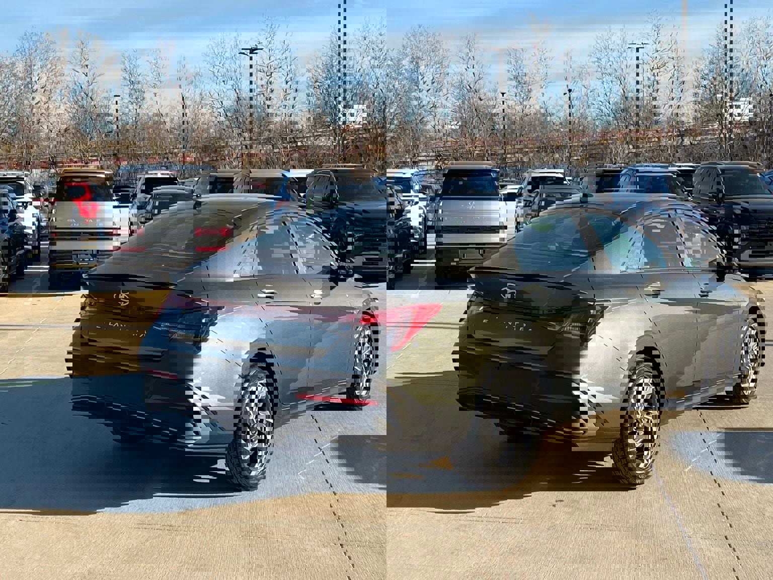 Certified 2025 Hyundai Elantra Sport image 12