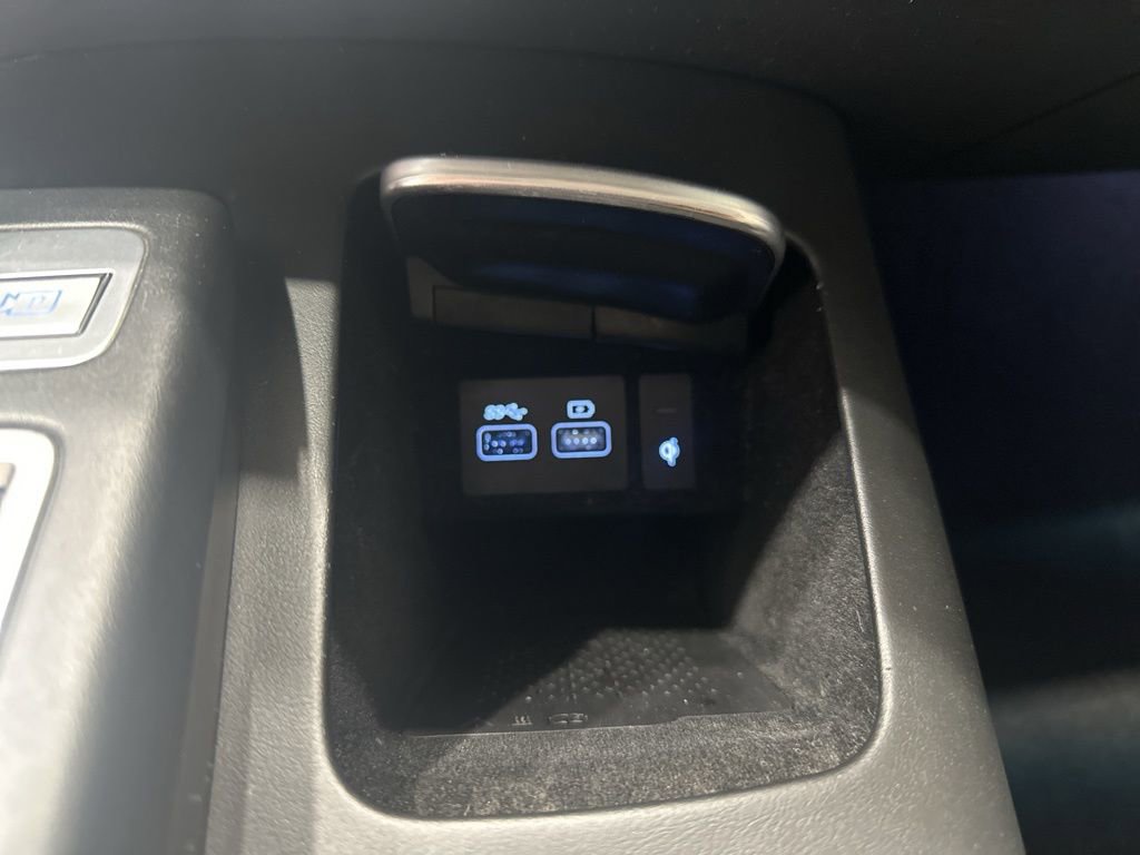 Used 2023 Genesis GV70 2.5T Select w/ Select Package image 24