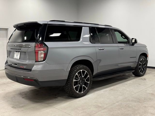 Used 2022 Chevrolet Suburban RST w/ Luxury Package AWD/4WD image 12