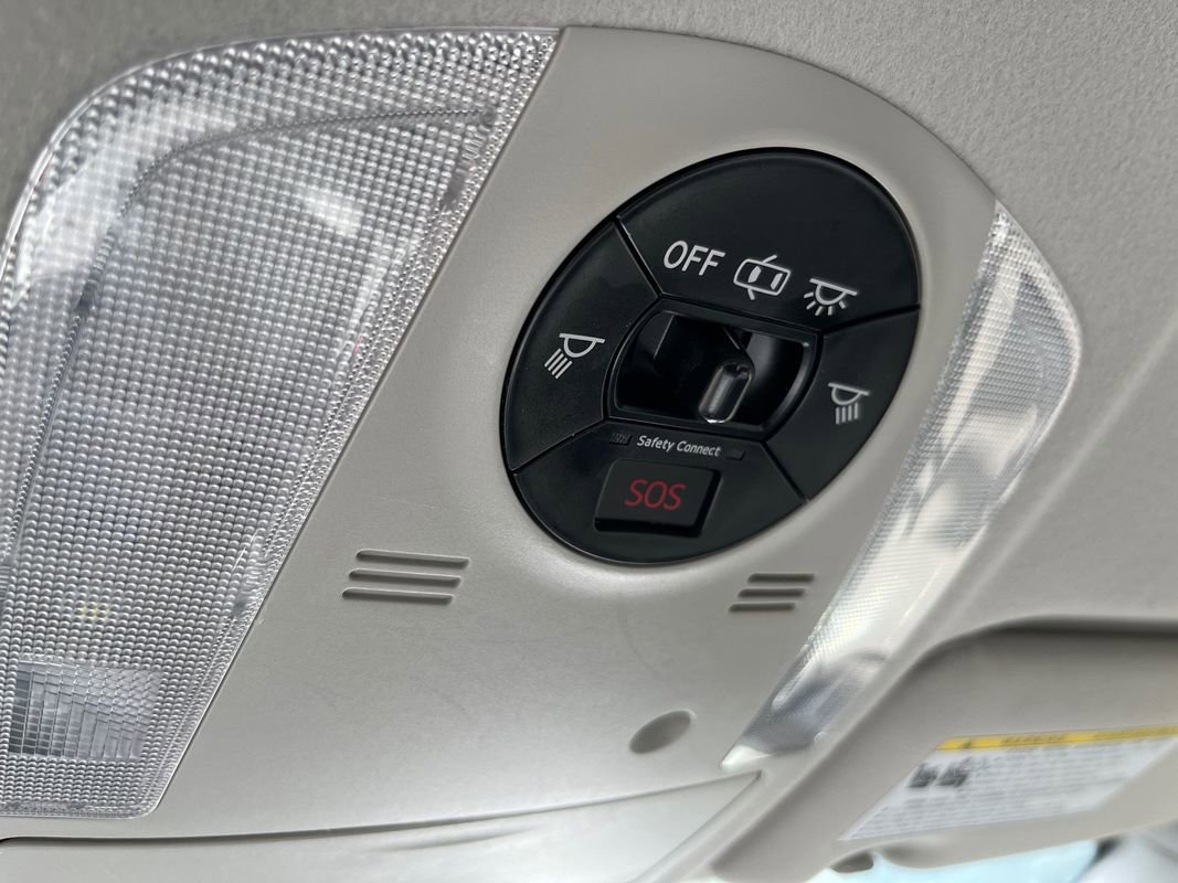 Used 2010 Toyota Prius Five FWD image 21