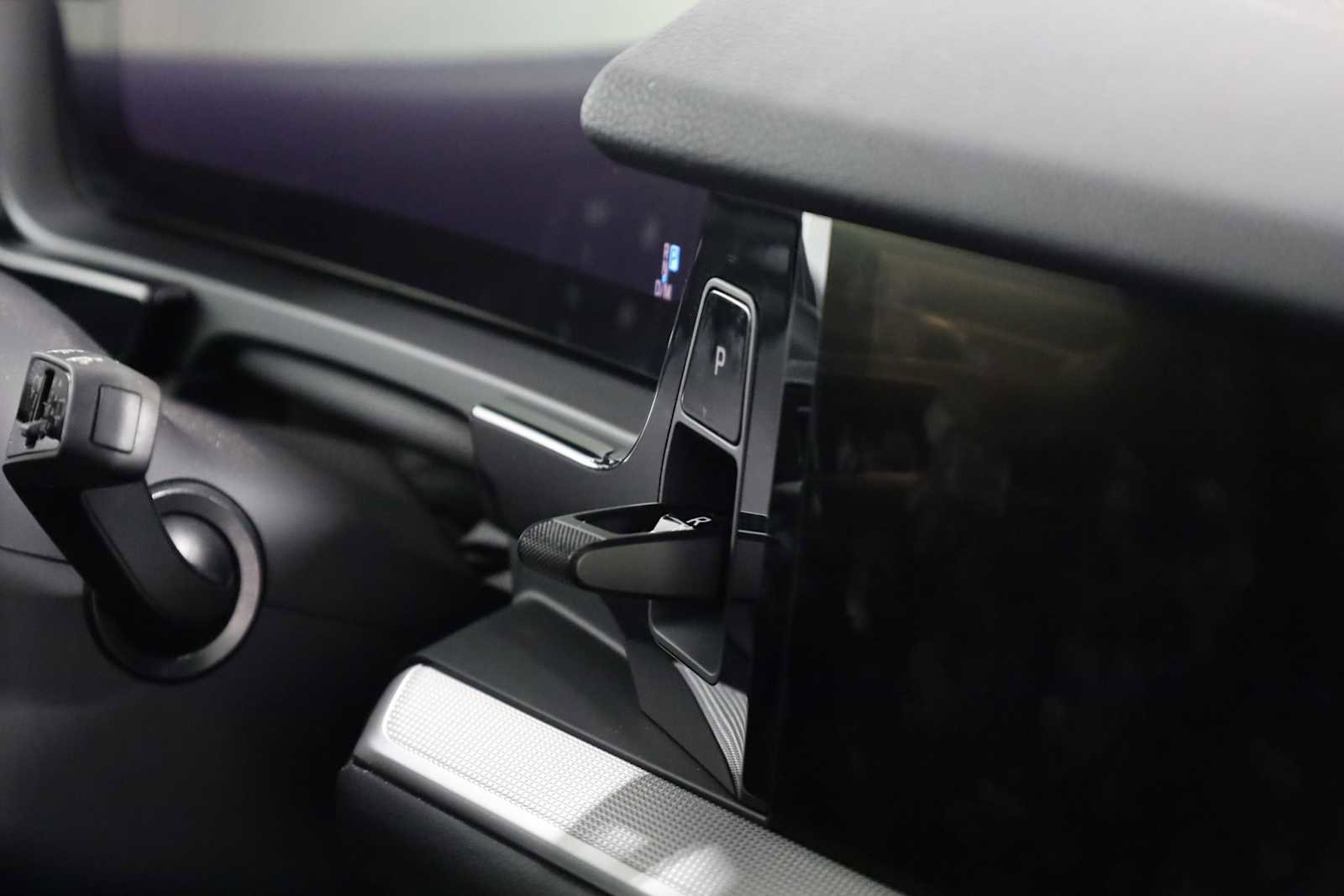 Certified 2024 Porsche Cayenne image 18