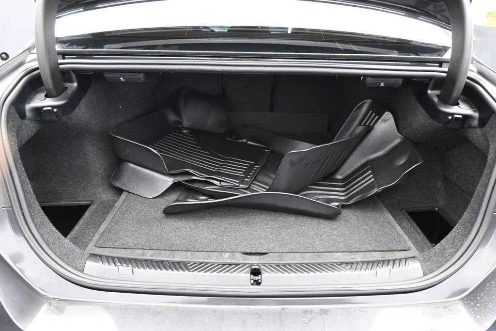 Used 2024 BMW 530i RWD image 44